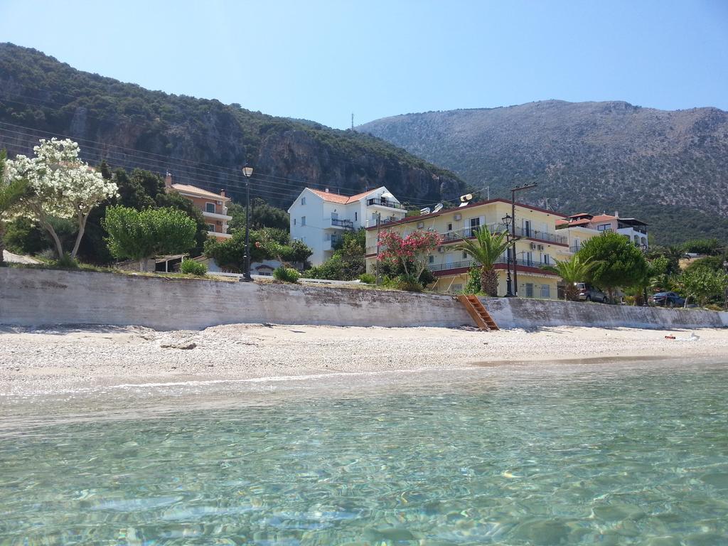 Hotel Friderica House Poros  Exterior foto